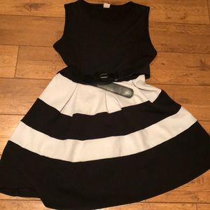 Juniors skater dress